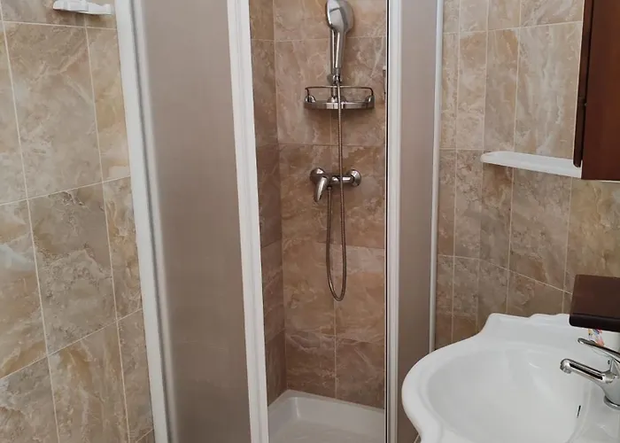 Guest house Vecchie 3*